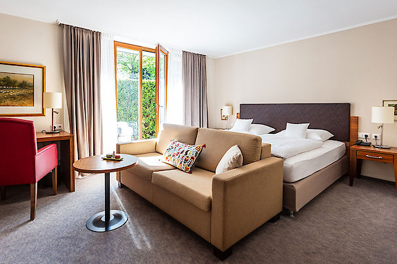 Gemütliches Zimmer mit Terrasse im Hotel Gottinger